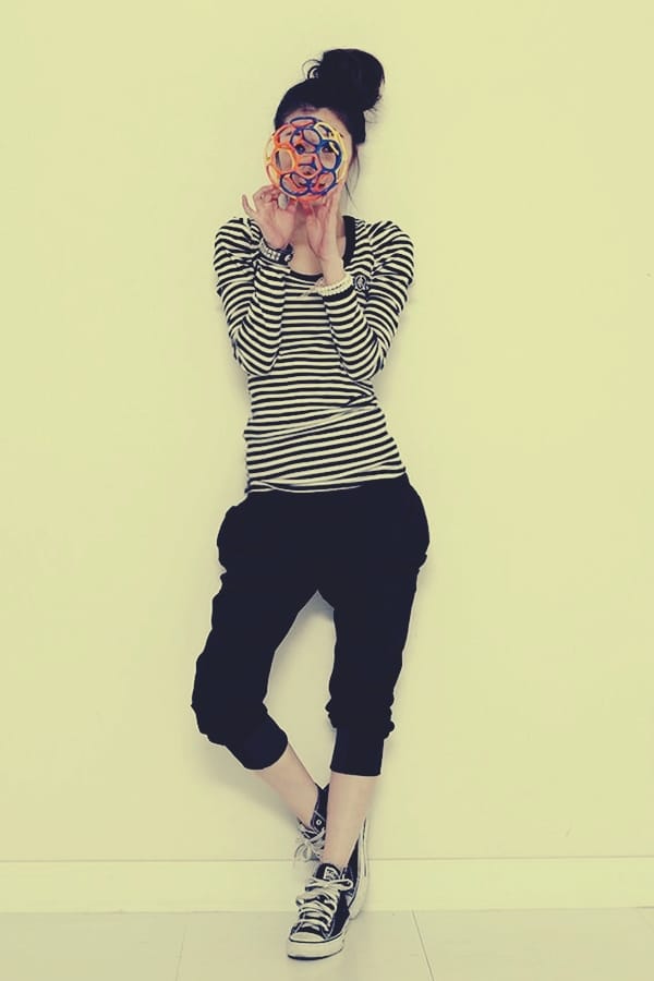 Ideas to Make Those Harem Pants Look Sexier (8)