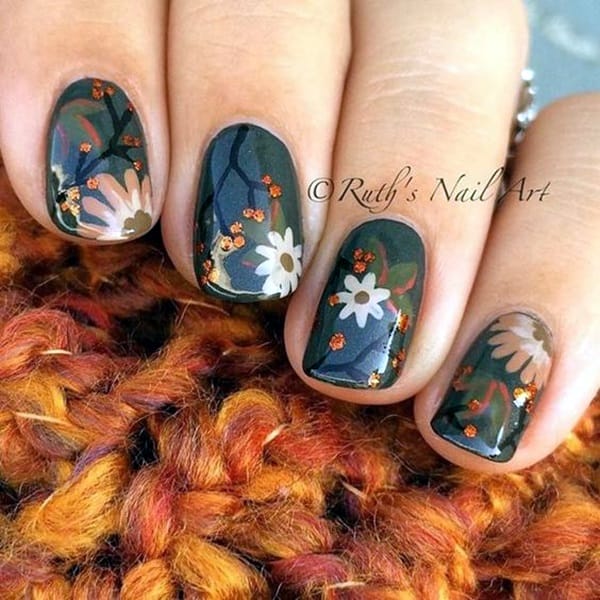 Pretty Thanksgiving Nails Art Designs (20)