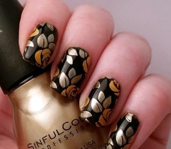 Pretty Thanksgiving Nails Art Designs (21)