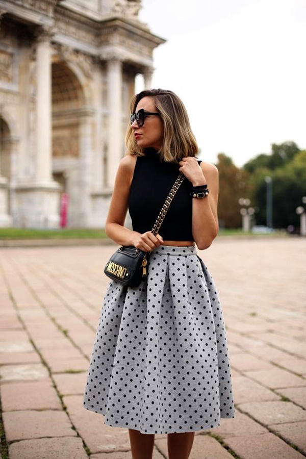 fashionable-velvet-dresses-15