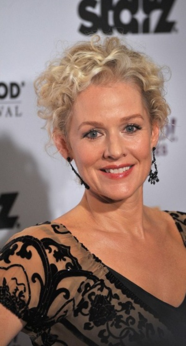 Short-Curly-Hair-styles-and-Haircuts