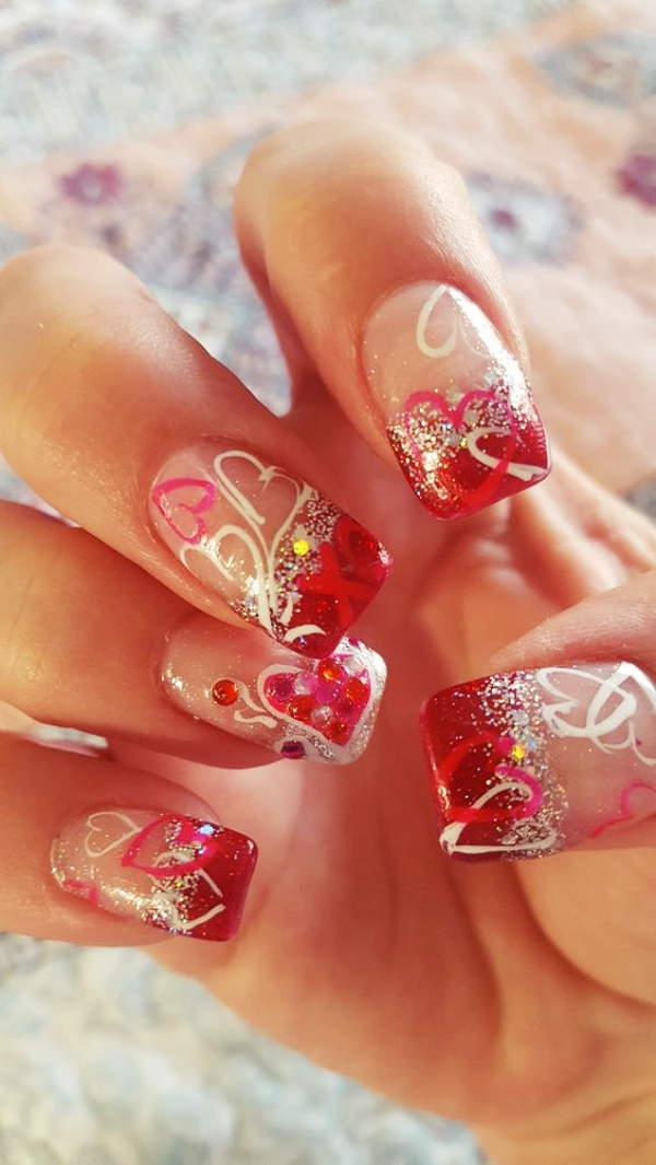 Lovely-Valentines-Day-Nail-Art-Designs