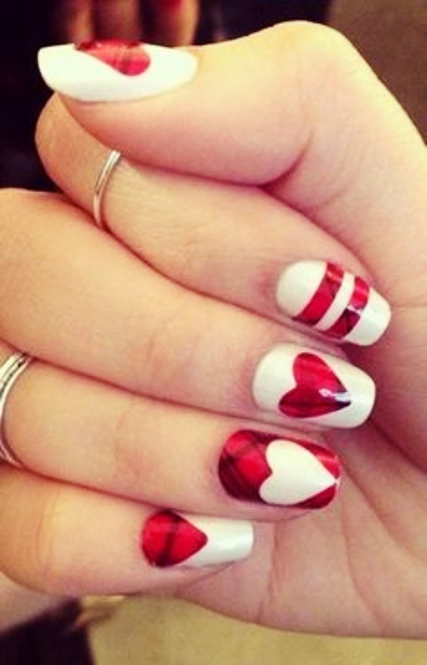 Lovely-Valentines-Day-Nail-Art-Designs