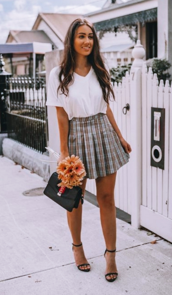 40 Cute Mini Skirt Ideas to Try this Summer - Fashion Enzyme